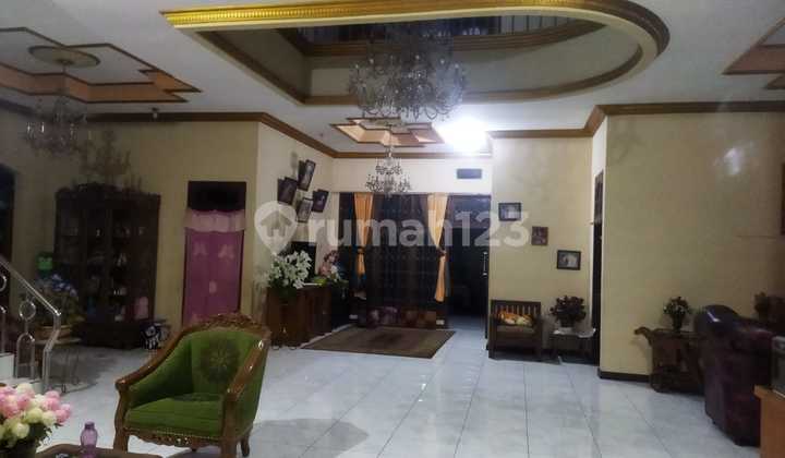 Dijual Rumah Hitung Tanah di jl Raya Ciputat - Bogor,  3000 mtr 2