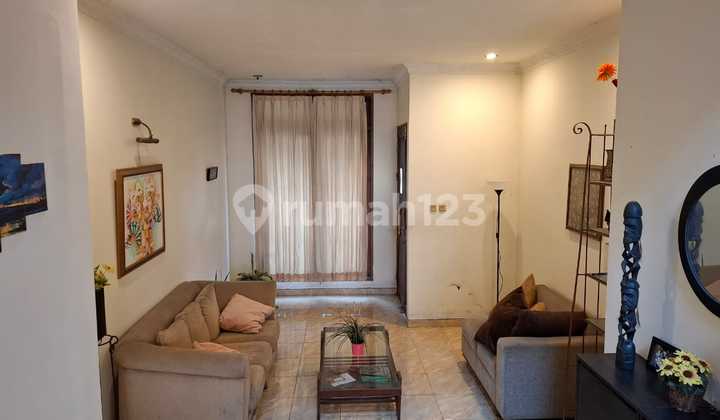 Quick Sale: House in East Ciputat, South Tangerang. 5 M