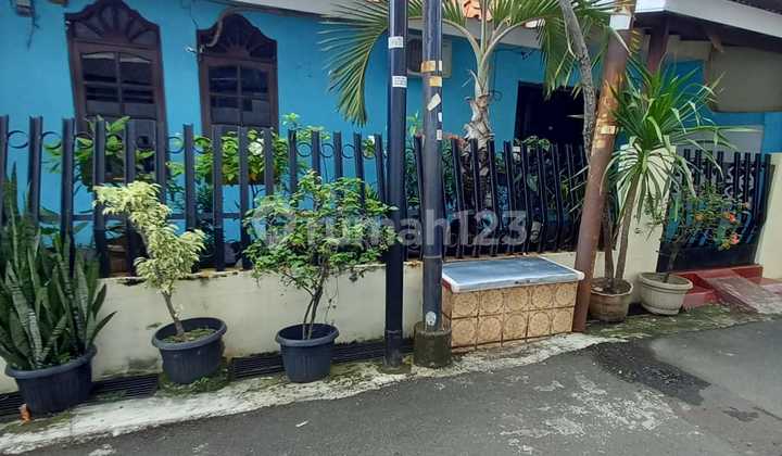 Dijual Cepat  Rumah di Komplek BNI 46 Ulujami - Jaksel. 2,75 M