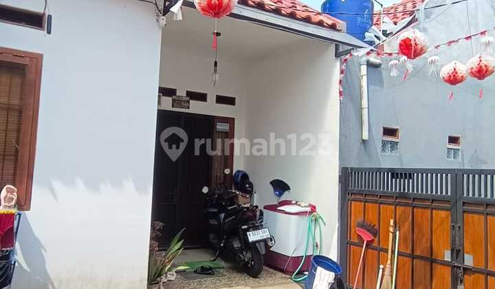 House in Limo, Cinere, Depok. Over Credit, Take Over, Good, 2