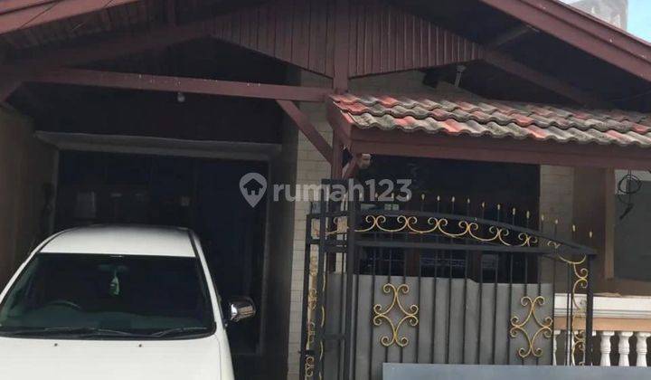 Rumah 2 Lantai Bagus Semi Furnished SHM di Duren Sawit, Jakarta Timur 1