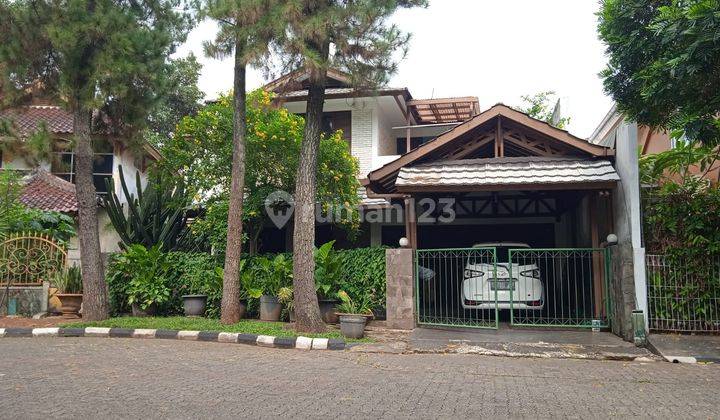 Rumah 2 Lantai Bagus Semi Furnished SHM di Cinere, Jakarta Selatan 1