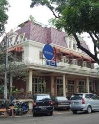 Rumah di Jalan Kramat Pela, Kebayoran Baru, Jakarta Selatan, SHM