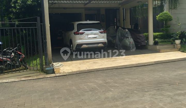 Rumah di Serenia Hills, Lebak Bulus, Cilandak, Jakarta Selatan Rumah di Serenia Hills, Lebak Bulus, Cilandak, Jakarta Selatan