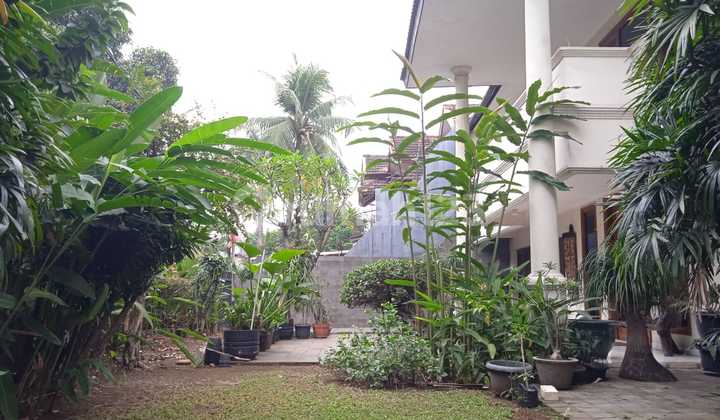 Rumah di Jakarta Selatan, Bintaro, Bintaro Paradise, Bawah NJOP