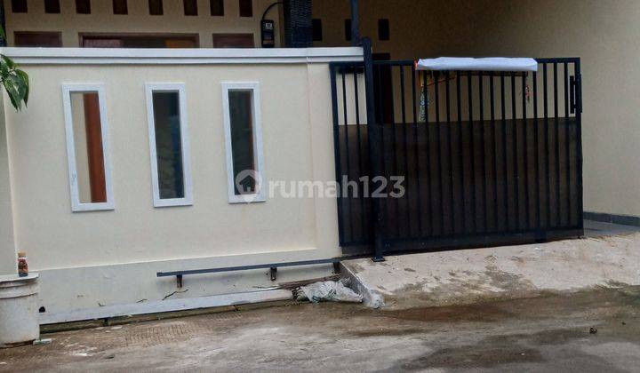 Dijual Rumah Di Taman Tiga Putra, Cinere. Baru, Siap Huni, 1 M 1