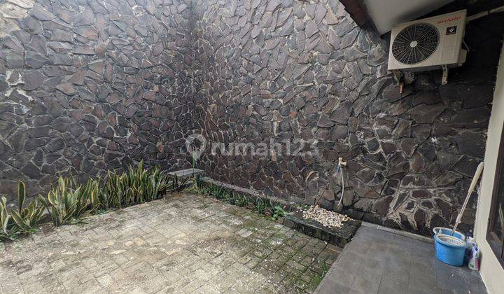 Rumah di Depok Maharadja, Rumah Besar, harga 2,5 M, Siap huni. 2