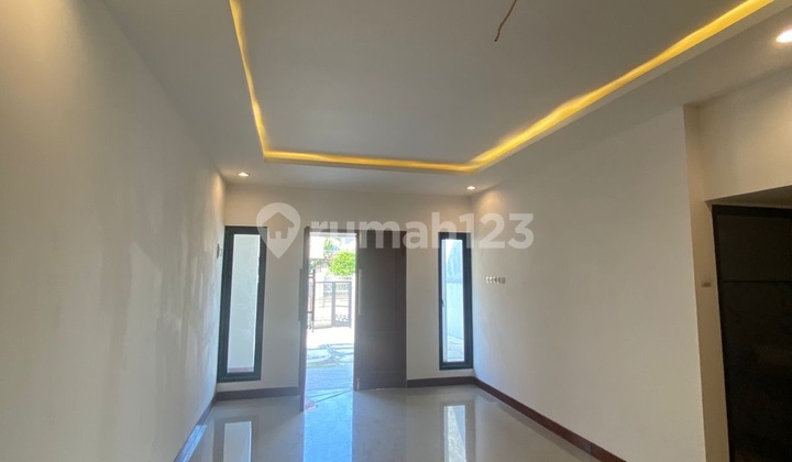 Rumah di Cinere Estate Blok A, Depok, Type 163/80 SHM 2