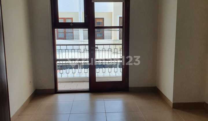 Rumah di Jagakarsa, The Enclave Resindence, Jakarta Selatan 2