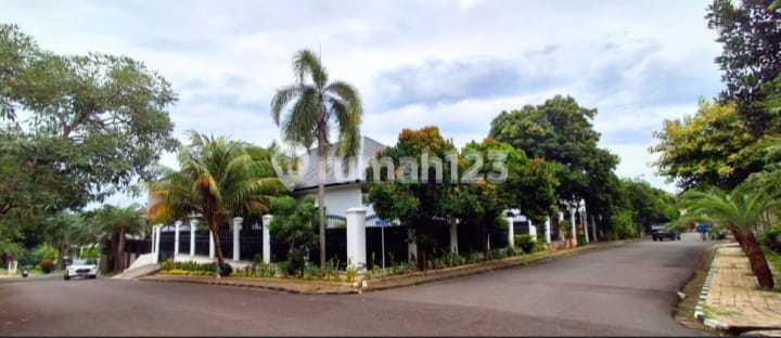 House in Puri Cinere, Depok, Type 400/350 Land Certificate