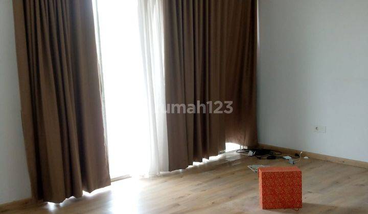 Rumah Bagus Semi Furnished di Island Lilac, Jakarta Utara 2