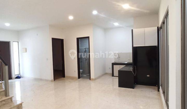  Rumah Unfurnished Baru di Pantai Indah Kapuk HGB - Hak Guna Bangun 2