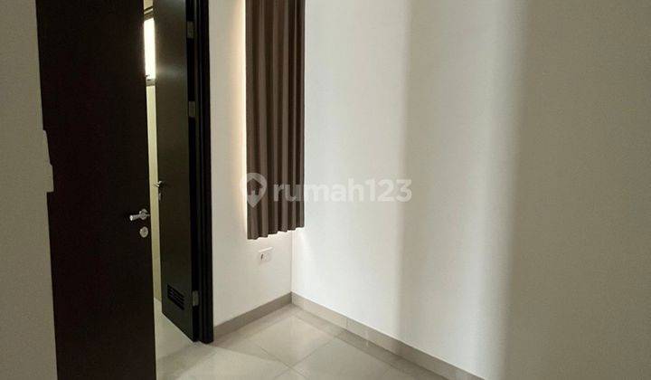  Rumah Semi Furnished Baru Lainnya - PPJB, Girik, Adat, dll di Pantai Indah Kapuk 2