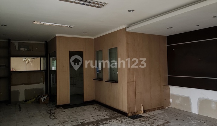 2 Shop Houses in Pd. Pinang Near Pondok Indah South Jakarta 2 Shop Houses in Pd. Pinang Near Pondok Indah South Jakarta