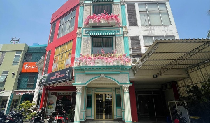 Ruko di Bintaro Sektor 7, Ruko The Parisian Bintaro, Tangsel