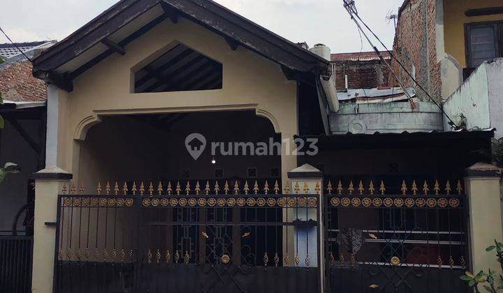 Rumah Sederhana Kokoh, di Pusat Pemerintahan Kabupaten Soreang 2