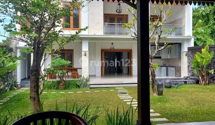 Rumah Baru Jawa Klasik 2 Lantai Di Jogjakarta 1