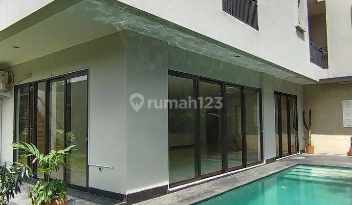 Rumah Cantik Modern 2 Lantai Nuansa Resort Di Kemang 2