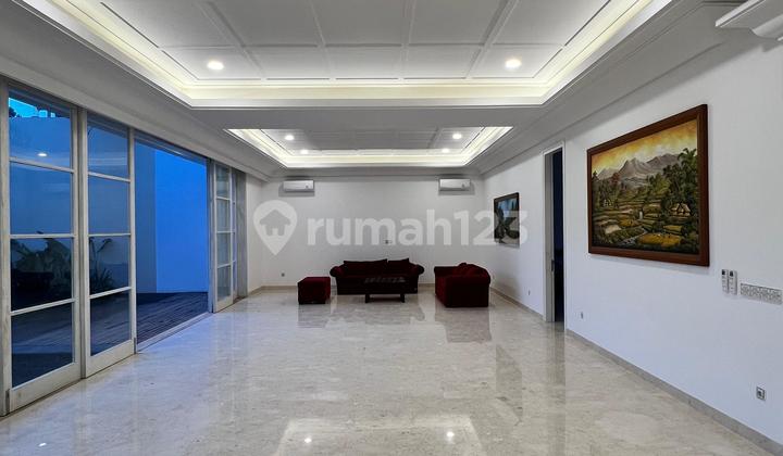 Rumah Mewah Brand New Modern 3 Lantai Strategis Di Kemang Raya 2