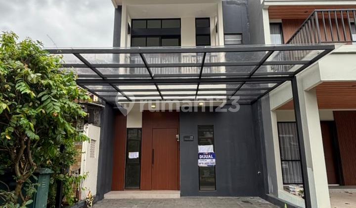 Rumah Modern Alam Sutera Strategis Bonus Kitchen Set Minimalis