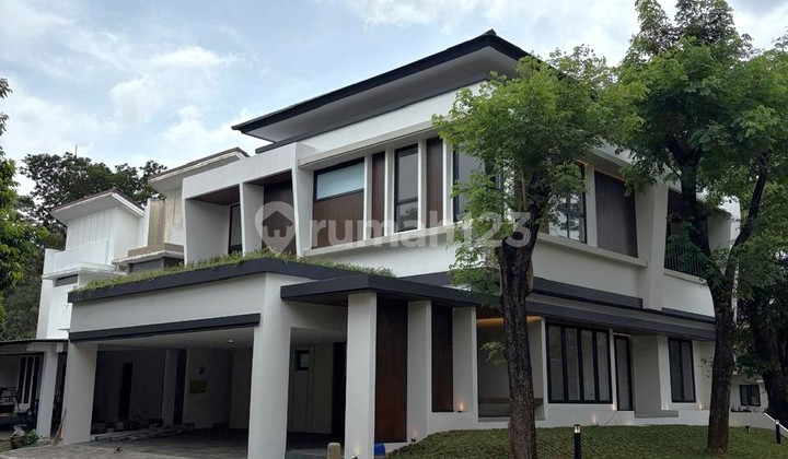 Modern House with Marble Flooring and Mezzanine in Naturale, Bsd 2