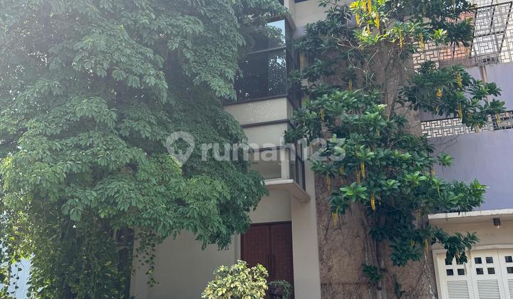Rumah Mewah Berlantai Marmer di Tiara PHG, Gading Serpong 2