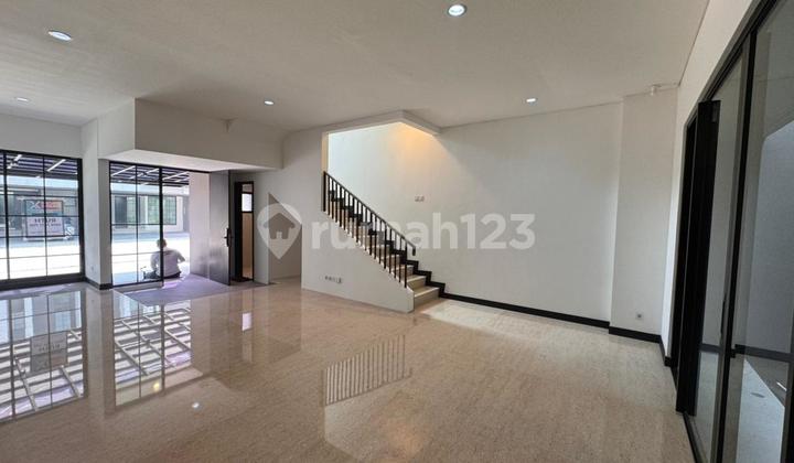 BRAND NEW! 3-Story Welton Hiera House in BSD City - With Rooftop & Marble