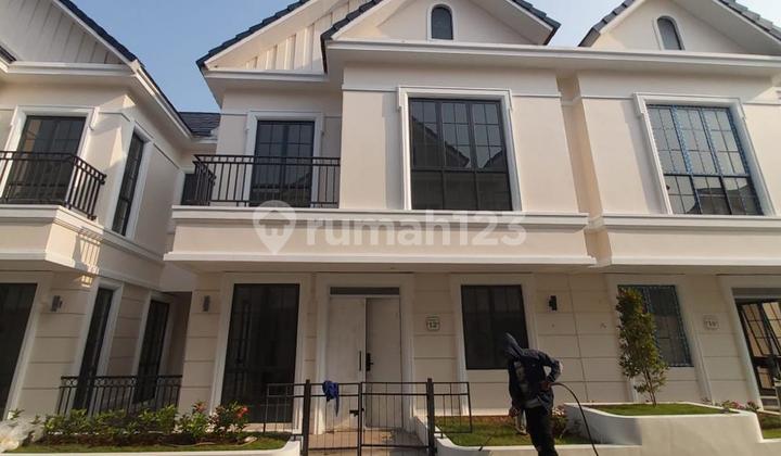 Rumah 3 Lantai Murah di Cluster Margonite Lavon Swan City /FNY