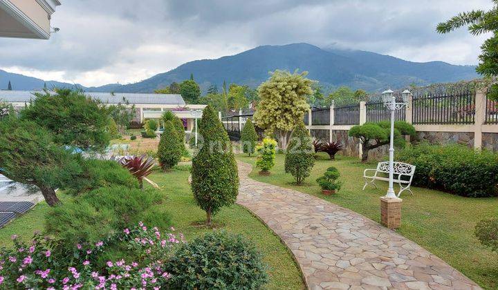 Dijual Villa Beserta Pabrik di Puncak  3