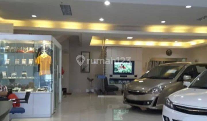 Showroom mobil lokasi citayam depo 4