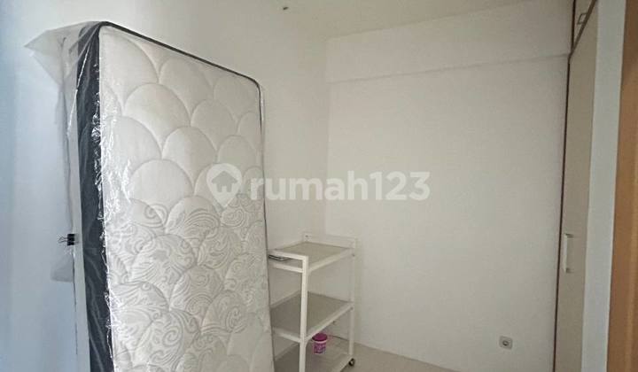 AFFORDABLE PEAK GOLF HILL APARTMENT SURABAYA RIK.NW029