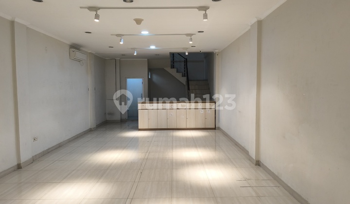 Ruko Complex ITC Roxy Mas Gambir, Central Jakarta City, 2