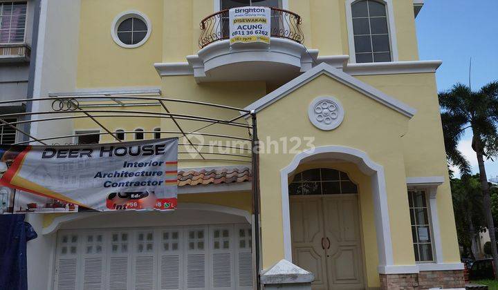 kan Rumah Pantai Indah Kapuk Hook