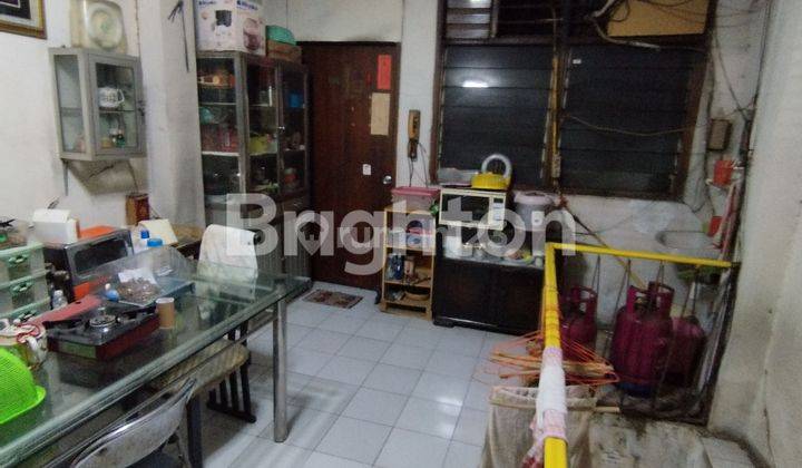 RUKO TOKO TIGA GLODOK JAKARTA BARAT 1