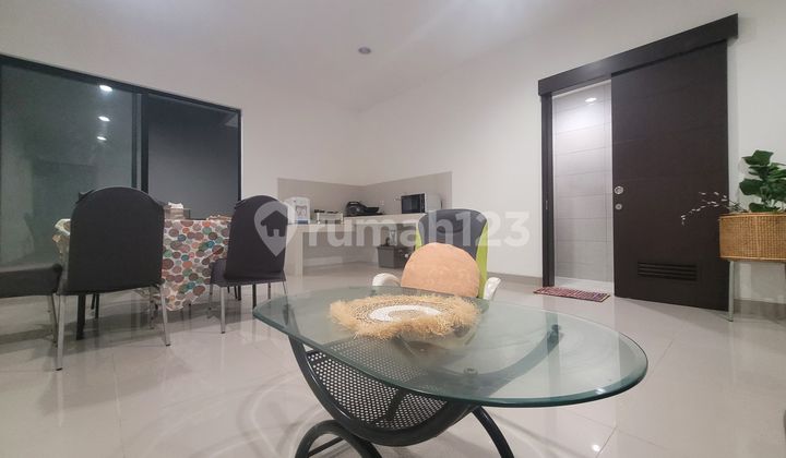 Beach House Pantai Indah Kapuk 2 Cluster Dallas