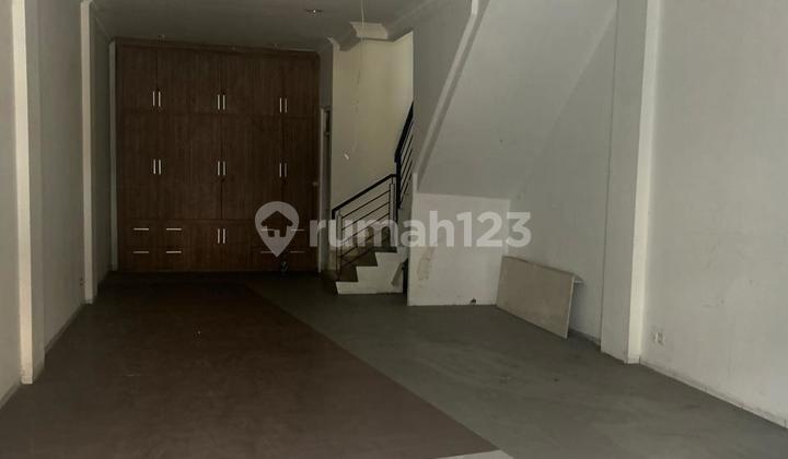 Ruko Muara Karang Lokasi Strategis