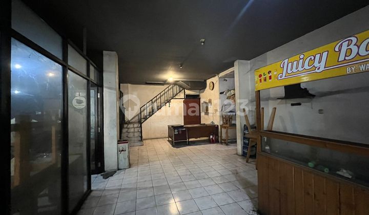 Jembatan Lima Raya Shop House, Tambora, West Jakarta 2