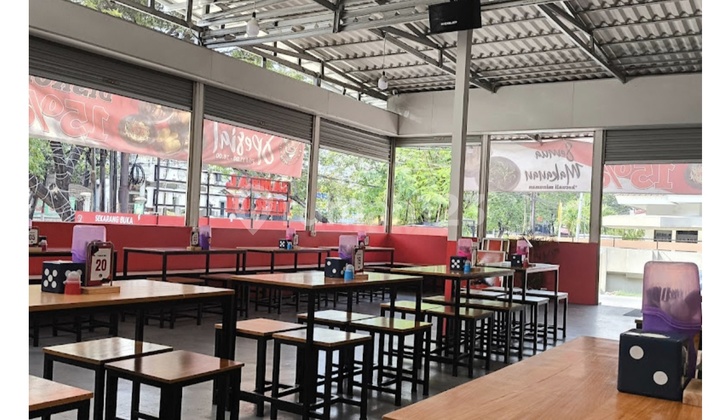 Hook Business Space in Muara Karang, North Jakarta Hook Business Space in Muara Karang, North Jakarta