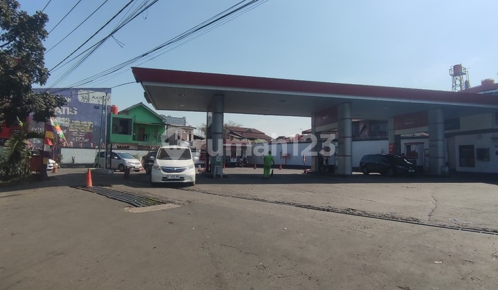 GAS STATION IN BANDUNG, WEST JAVA GAS STATION IN BANDUNG, WEST JAVA