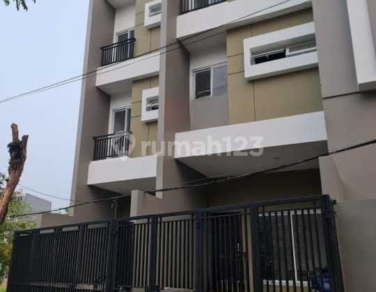 RUMAH MUARA KARANG BRAND NEW