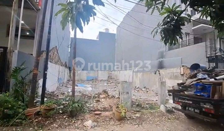 PLUIT WEST LAND 200 M2