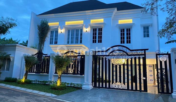 Luxurious House Building in Pondok Indah