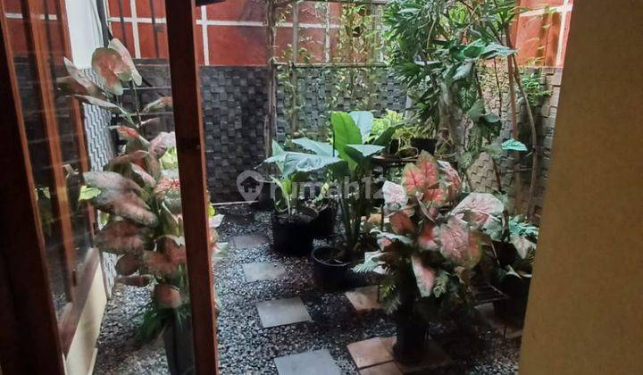 Rumah 2 Lantai Dalam Cluster di Mampang Akses Jalan 2 Mobil 1