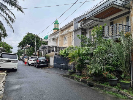 Rumah Tebet Timur, Akses Jalan 3 Mobil, Nyaman Utk Hunian Dan Cocok Utk Kantor 2