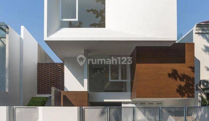 Dijual Rumah Bagus Siap Huni Akses 2 Mobil Pondok Indah 1