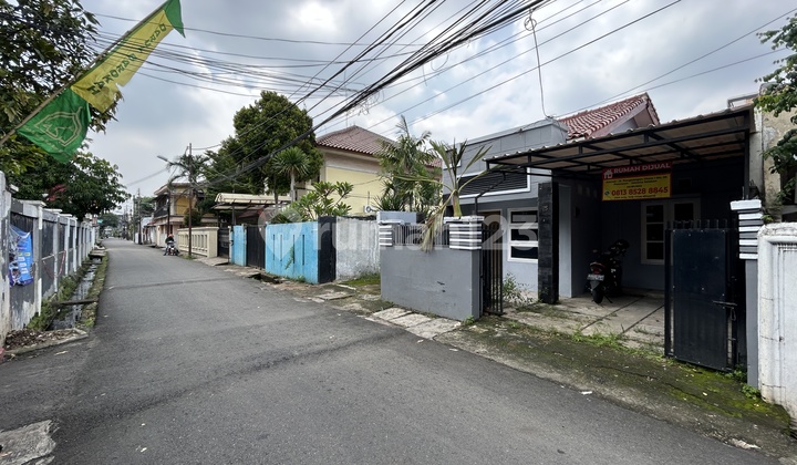 Rumah Siap Huni di Pancoran Pengadegan, Akses Jalan 2 Mobil Rumah Siap Huni di Pancoran Pengadegan, Akses Jalan 2 Mobil