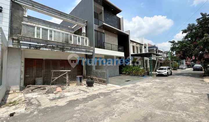 Rumah Hitung Tanah di Kalibata Batu Merah, Pejaten Timur, Dalam Cluster One Gate System Rumah Hitung Tanah di Kalibata Batu Merah, Pejaten Timur, Dalam Cluster One Gate System