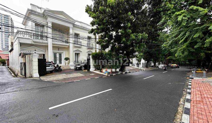 Rumah Mewah di Tebet Timur Dekat Taman Ecopark Akses Jalan Utama 1