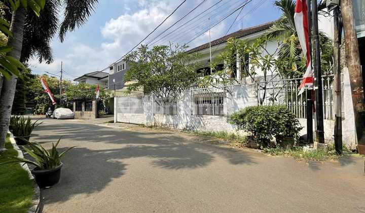 Tebet, Japanese Complex, Land Area 369 sqm, Road Access for 3 Cars