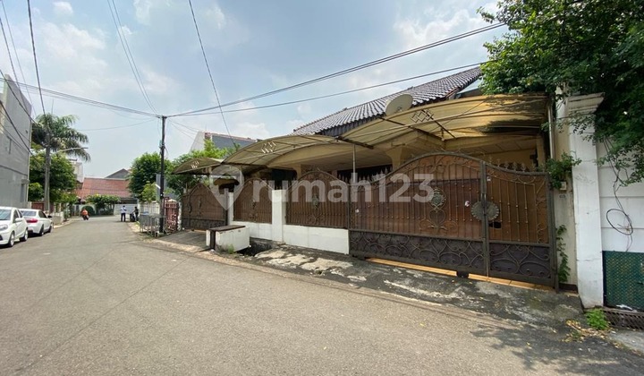 Rumah Layak Huni Dalam Komplek Premium Tebet, Bebas Banjir Rumah Layak Huni Dalam Komplek Premium Tebet, Bebas Banjir